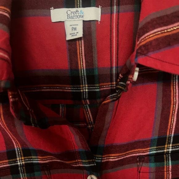 Red blouse - Picture 2 of 4